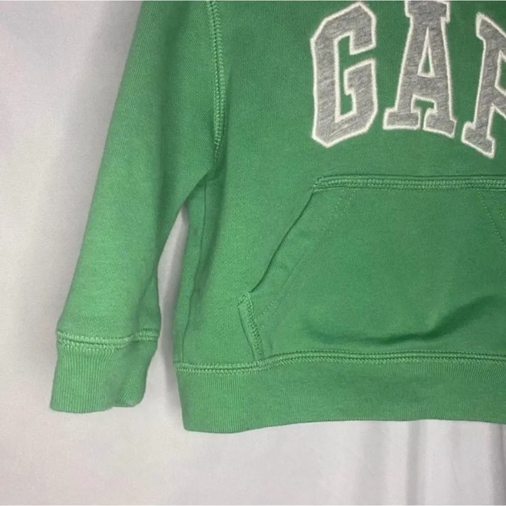 Baby Gap Pullover Size 6-12months